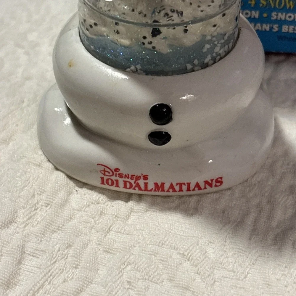 1996 Disneys 101 Dalmatians Snowman Snow Globe McDonalds Christmas Tree Ornament
